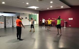 ‍‍‍ [SPORT ENTREPRISE] ‍‍‍

Pendant plusieurs semaines...