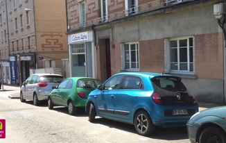 A LOUER LOCAL COMMERCIAL Secteur...