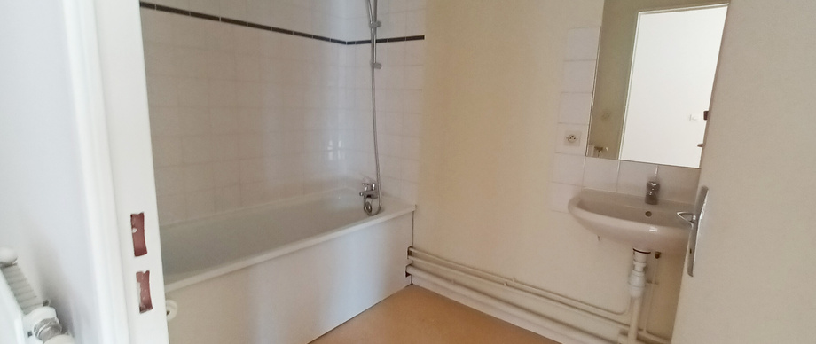 Appartement type 3 (pla-ts) - 64 m² - Secteur Centre
